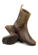 Par de Botas texanas de cuero para hombre San Polos BTH001 en color café, mostrando la vista lateral del producto.